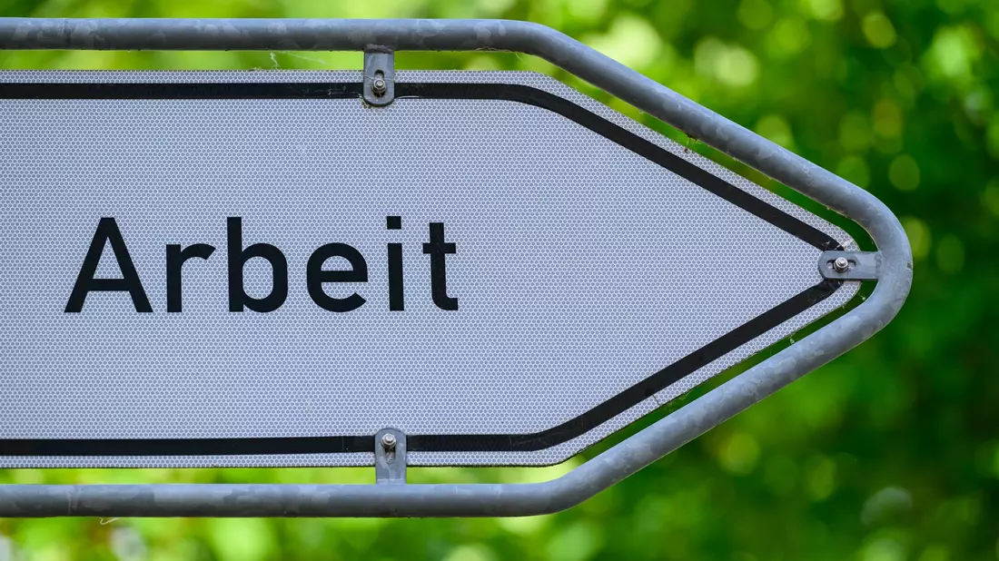 Viele Jobs entsprechen nicht mehr dem klassischen Vollzeitmodell. (Symbolbild) - Bild: Patrick Pleul/dpa
