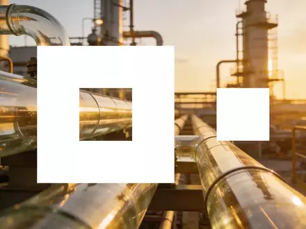 Moderne Industrieanlage bei Sonnenuntergang als Symbol für wirtschaftlichen Erfolg und Unternehmenswachstum. - Foto: über boerse-global.de
