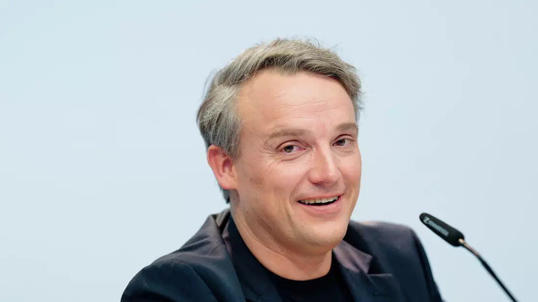 Spitzenverdiener unter den Dax-Chefs: Der Vorstandsvorsitzende des Softwarekonzerns SAP, Christian Klein. (Archivbild) - Bild: Uwe Anspach/dpa