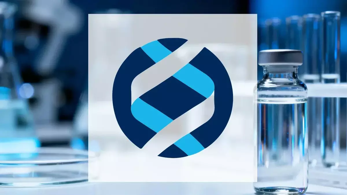 Outlook Therapeutics Raises $55M to Fund LYTENAVA Launch Amid Cash Crunch