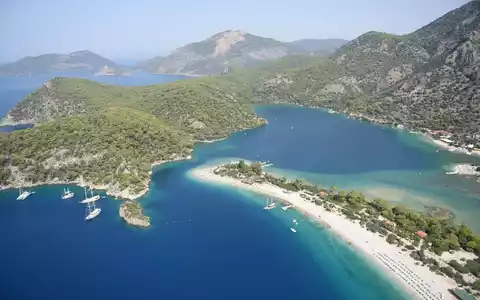 Fethiye ist ein beliebter Ausflugsort für Touristen. (Archivbild) - Foto: He Canling/XinHua/dpa