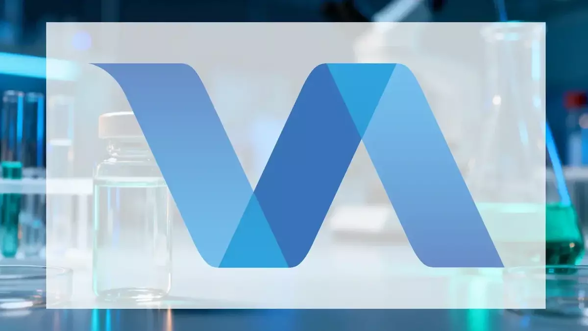 Valneva H1 Loss Widens, Cash Rises on Capital Raise; Guidance Trimmed