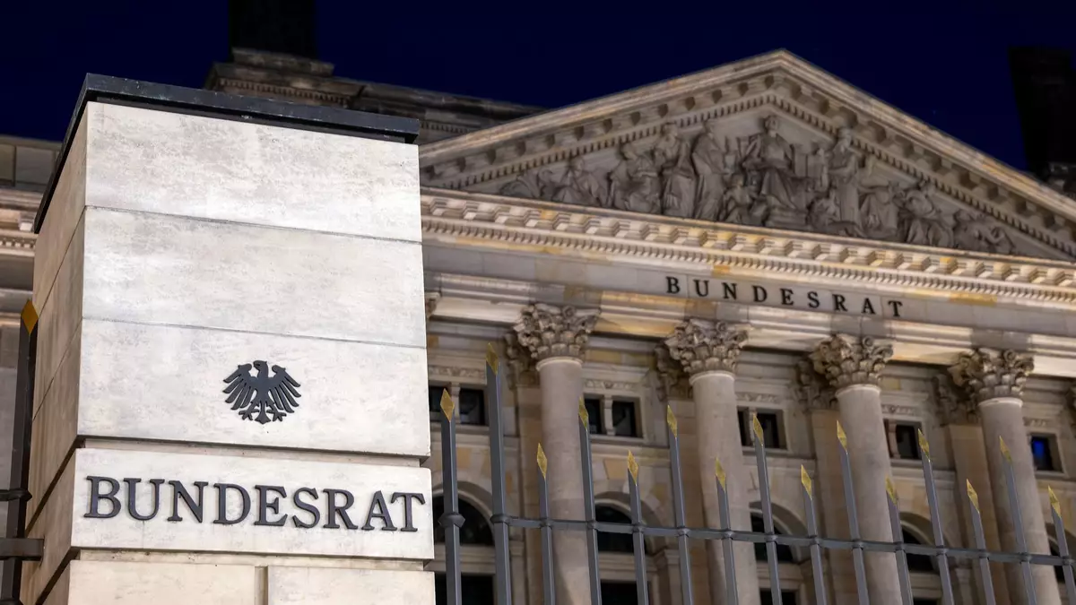 Der Bundesrat hat schon 2025 Regeln in seiner Geschäftsordnung verschärft. (Archivbild) - Bild: Soeren Stache/dpa