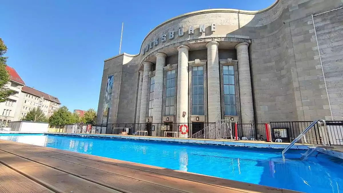 Berliner Volksbühne sagt Event wegen Sicherheitsbedenken ab