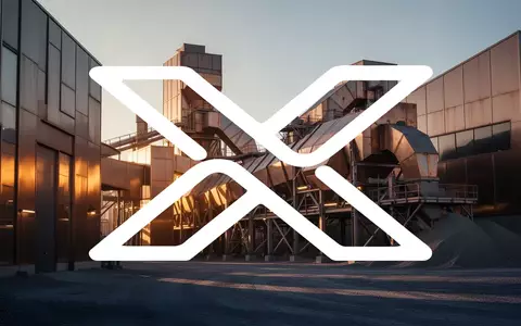 Abstrakte Darstellung einer modernen Industrieanlage bei Sonnenaufgang, symbolisierend den Rohstoffsektor. - Foto: über boerse-global.de