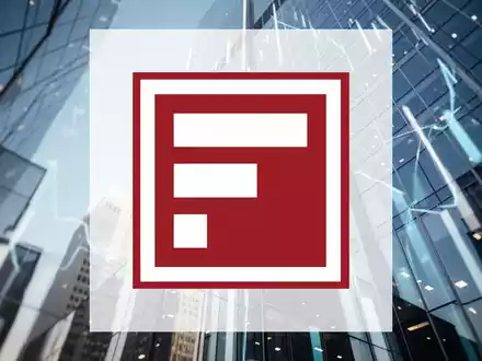 Moderne Glasfassade eines Bürogebäudes als Symbol für Stabilität im Bankensektor. - Foto: über boerse-global.de