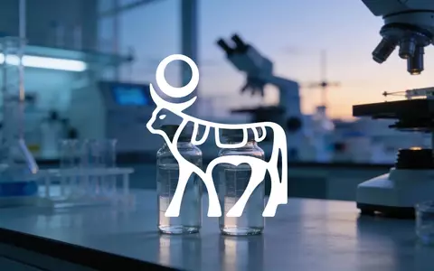 Moderne pharmazeutische Laborumgebung mit weicher, atmosphärischer Beleuchtung als Symbol für den Gesundheitssektor - Foto: über boerse-global.de