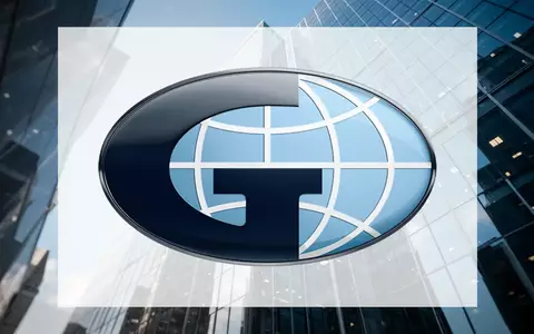 Modernes Glasgebäude als Symbol für Unternehmenswachstum und professionelle Finanzdienstleistungen - Foto: über boerse-global.de
