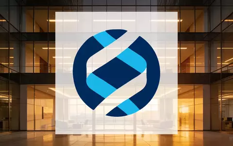 Abstrakte, professionelle Aufnahme eines modernen Bürogebäudes bei Dämmerung, die eine strategische Finanzatmosphäre vermittelt. - Foto: über boerse-global.de