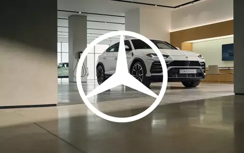 Ein minimalistisch gestaltetes Autohaus mit moderner Architektur und eleganter Beleuchtung. - Foto: über boerse-global.de