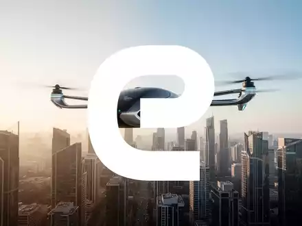 Ein futuristisches autonomes Fluggerät fliegt über eine moderne Skyline bei Sonnenuntergang. - Foto: über boerse-global.de