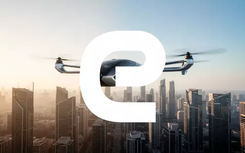 Ein futuristisches autonomes Fluggerät fliegt über eine moderne Skyline bei Sonnenuntergang. - Foto: über boerse-global.de