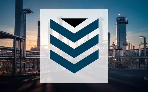Abstrakte Darstellung einer modernen Industrieanlage bei Sonnenaufgang als Symbol für Effizienz im Energiesektor. - Foto: über boerse-global.de