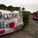 Die Bewohner bedanken sich.  - Bild: Federico Gambarini/dpa