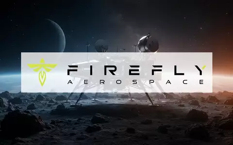 Eine futuristische Raumsonde auf der Oberfläche eines fremden Planeten vor einem leuchtenden Horizont. - Foto: über boerse-global.de