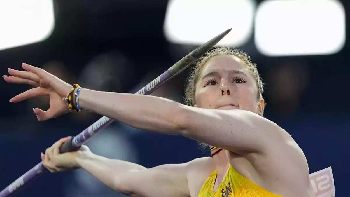  Julia Ulbricht gewann überraschend EM-Silber im Speerwurf. - Bild: Matthias Schrader/AP/dpa