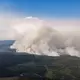 Der Waldbrand im belgischen Moorgebiet. - Bild: Christoph Reichwein/dpa