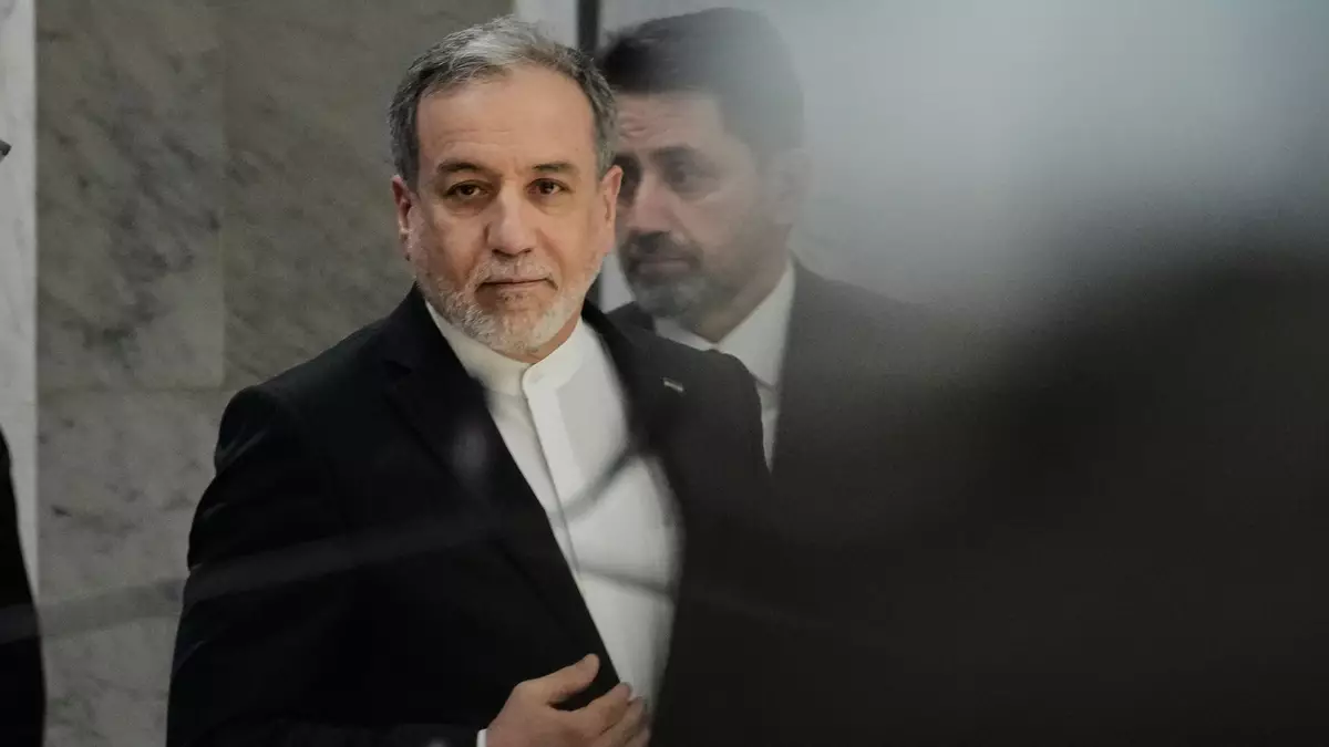 Irans Außenminister Araghtschi äußerte sich zuletzt sehr skeptisch über den Fortschritt der Verhandlungen. (Archivbild)  - Bild: Hadi Mizban/AP/dpa