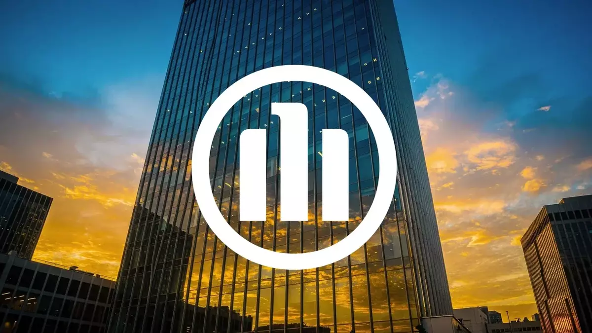 Allianz Deploys Strongest Balance Sheet: Pimco Buyout, Singapore Expansion, Data-Center Push