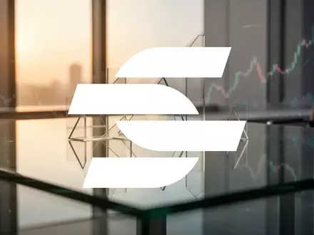 Abstrakte Darstellung eines Finanzmarktes mit ruhiger, professioneller Lichtstimmung und Fokus auf Marktstabilität. - Foto: über boerse-global.de