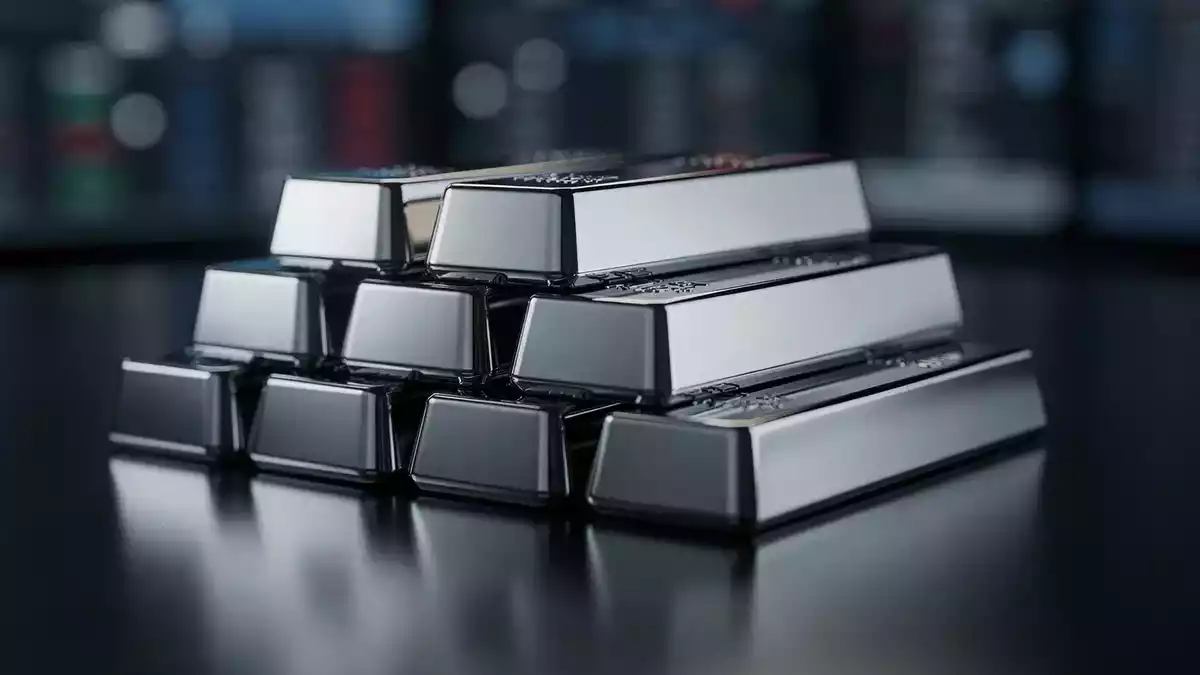 Silver Rally Pauses Near $66 as Fed Rate Cut Bets and Supply Deficit Fuel 70% Annual Gain