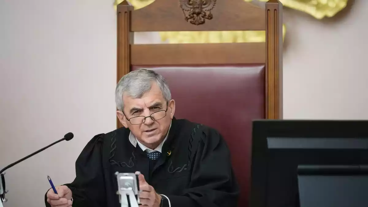 Das Oberste Gericht Russlands entscheidet, ob der Ausschluss der Anti-Kriegspartei Jabloko von der Parlamentswahl in Kraft bleibt. - Bild: Pavel Bednyakov/AP/dpa