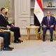 Der ägyptische Präsident Abdel Fattah al-Sisi (r.) traf am Sonntag den US-Unterhändler Jared Kushner. - Bild: Egyptian President Office  Apaim/APA Images via ZUMA Press Wire/dpa