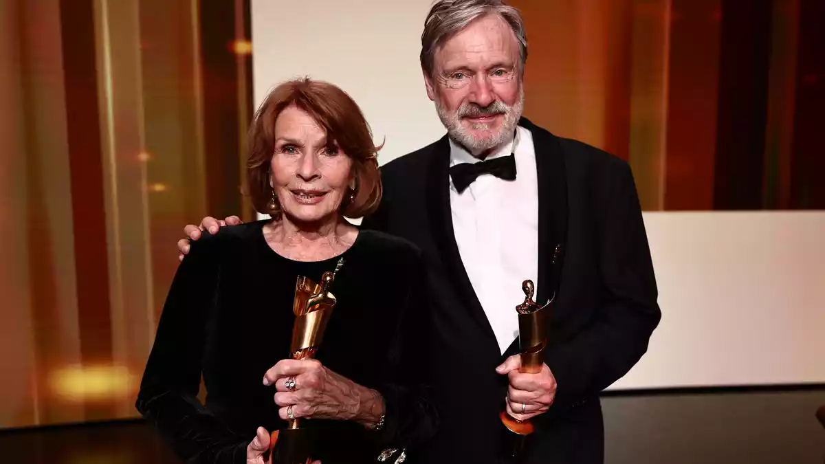 Gewannen beim Deutschen Filmpreis 2026 als Schauspieler: Senta Berger (weibliche Hauptrolle) und Michael Wittenborn (männliche Nebenrolle). (Archivbild) - Bild: Christoph Soeder/dpa