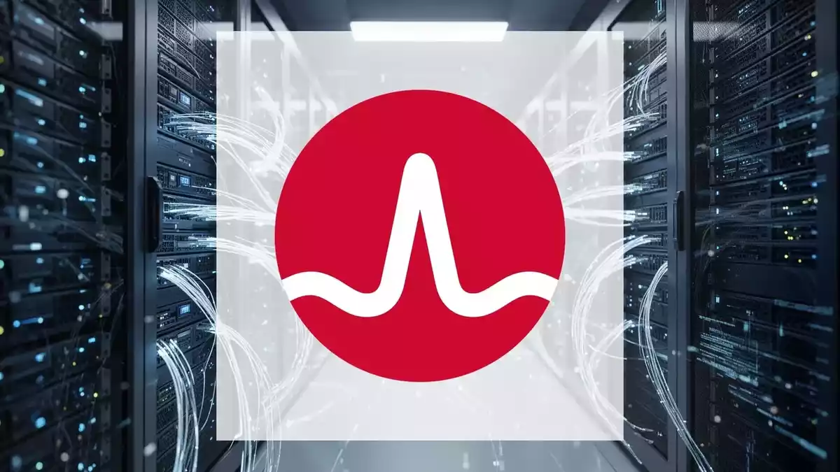 Broadcom Stock: $370B Debt Warning vs Institutional Buying Spree