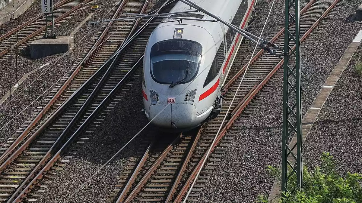 Grüne fordern stärkere Regulierung des Bahn-Fernverkehrs