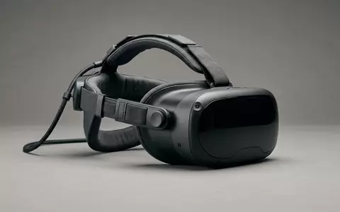 Fotorealistische Studioaufnahme von VR-Headset zum Thema Pimax Crystal Super VR-Headset, klare Lichtfuehrung - Foto: THN