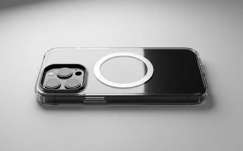 Fotorealistische Studioaufnahme von Handyhuelle zum Thema Apple Clear Case MagSafe, klare Lichtfuehrung - Foto: THN