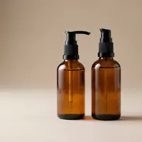 Fotorealistische Studioaufnahme von Haaroel zum Thema Moroccanoil Treatment Original 100ml, klare Lichtfuehrung - Foto: THN