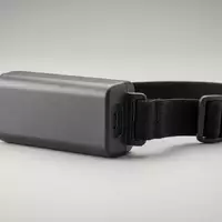 Fotorealistische Studioaufnahme von Headset-Akku zum Thema Anker 10000mAh Akku für, klare Lichtfuehrung - Foto: THN