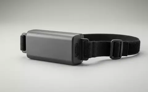 Fotorealistische Studioaufnahme von Headset-Akku zum Thema Anker 10000mAh Akku für, klare Lichtfuehrung - Foto: THN