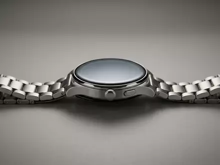 Fotorealistische Studioaufnahme von Smartwatch zum Thema Huawei Watch 4 Pro, klare Lichtfuehrung - Foto: THN