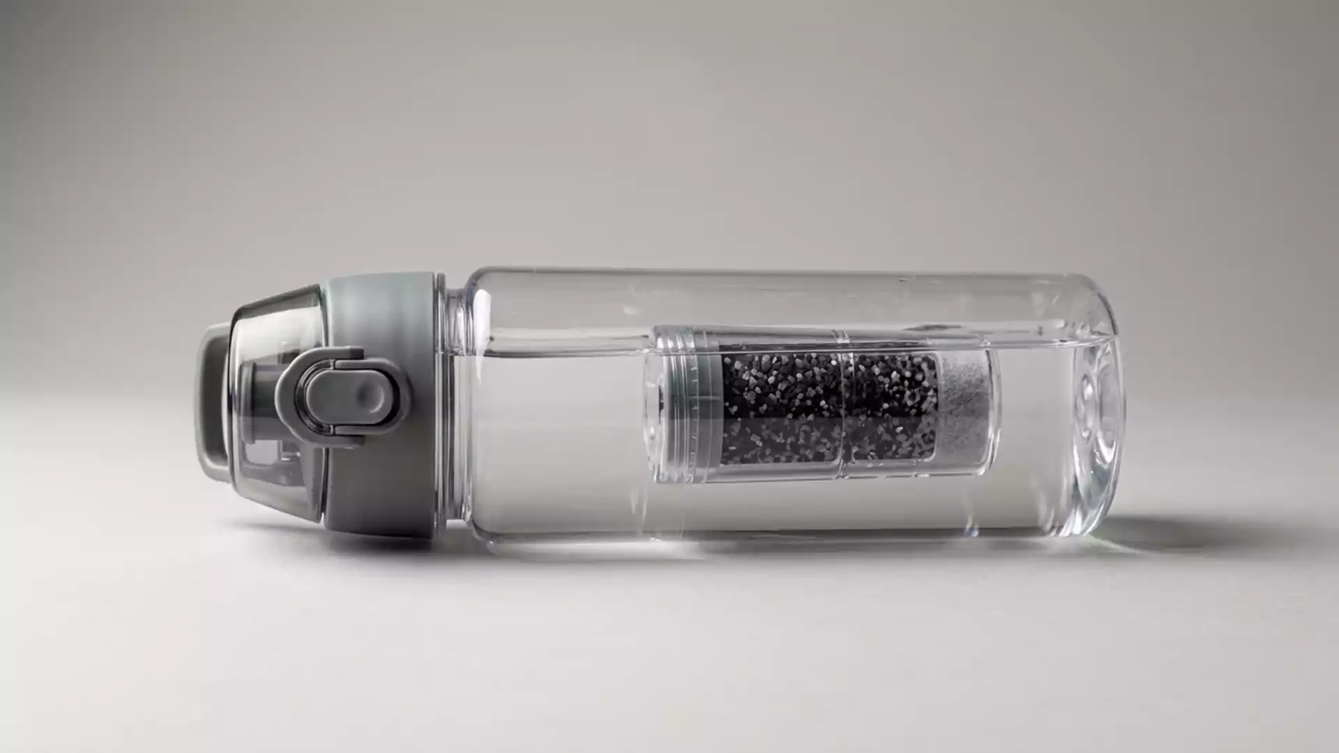 BRITA Active Trinkflasche mit Filter 600ml - sportliche Wasserfilterflasche für unterwegs