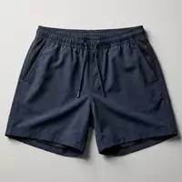 Fotorealistische Studioaufnahme von Badeshorts zum Thema Moschino Herren Badeshorts Logo-Print, klare Lichtfuehrung - Foto: THN