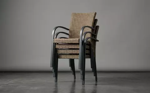 Fotorealistische Studioaufnahme von Gartenstuhl zum Thema Dehner Gartenstuhl Rattan stapelbar, klare Lichtfuehrung - Foto: THN