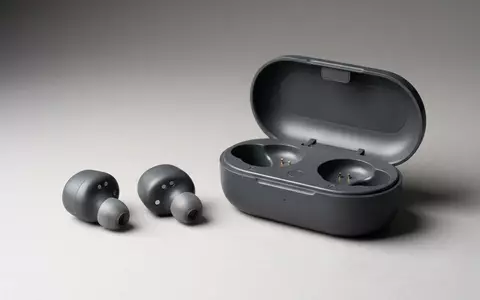 Fotorealistische Studioaufnahme von Kabellose Ohrhoerer zum Thema Samsung Galaxy Buds3 Pro, klare Lichtfuehrung - Foto: THN