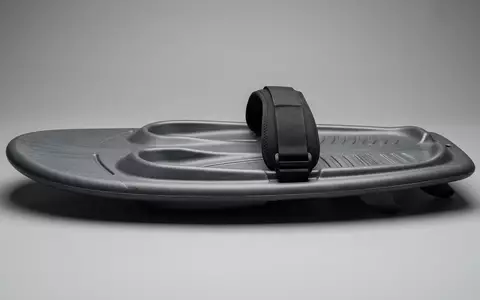 Fotorealistische Studioaufnahme von Kneeboard zum Thema SereneLife Kneeboard Wakeboard mit, klare Lichtfuehrung - Foto: THN