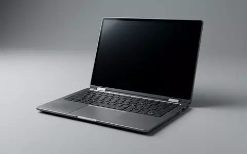 Fotorealistische Studioaufnahme von Laptop zum Thema Acer TravelMate P6 14, klare Lichtfuehrung - Foto: THN