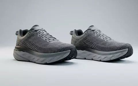 Fotorealistische Studioaufnahme von Laufschuhe zum Thema Adidas Ultraboost 24 Laufschuhe, klare Lichtfuehrung - Foto: THN