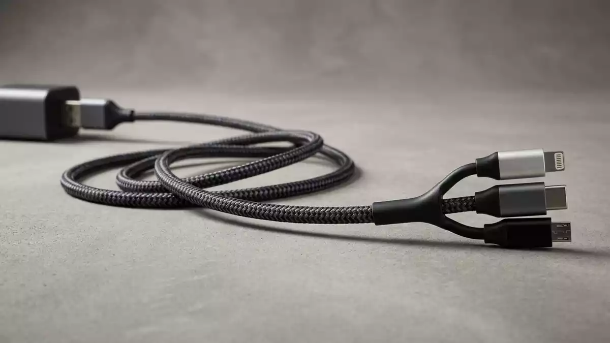 Fotorealistische Studioansicht von Ladekabel in neutraler Produktdarstellung, neutral
