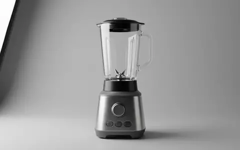 Fotorealistische Studioaufnahme von Standmixer zum Thema KitchenAid K400 Variable Speed, klare Lichtfuehrung - Foto: THN