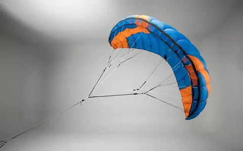 Fotorealistische Studioaufnahme von Lenkdrachen zum Thema North Pulse Kite Einleiner, klare Lichtfuehrung - Foto: THN
