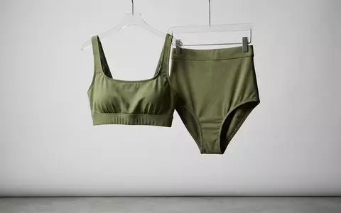 Fotorealistische Studioaufnahme von Zweiteiliger Badeanzug zum Thema Daci Damen Zweiteiliger Badeanzug, klare Lichtfuehrung - Foto: THN