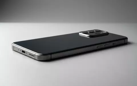 Fotorealistische Studioaufnahme von Smartphone zum Thema Huawei Pura 70 Pro, klare Lichtfuehrung - Foto: THN