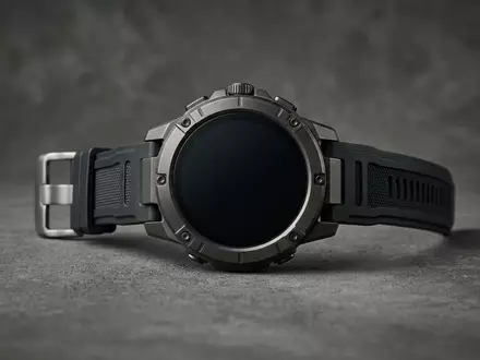 Fotorealistische Studioaufnahme von Smartwatch zum Thema Apple Watch Ultra 3, klare Lichtfuehrung - Foto: THN