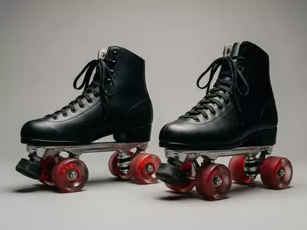 Fotorealistische Studioaufnahme von Rollschuhe zum Thema Chicago Erwachsene Rollschuhe Classic, klare Lichtfuehrung - Foto: THN
